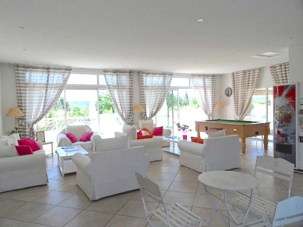 Lagrange Vacances Les Bastides Des Chaumettes Montauroux Habitación foto