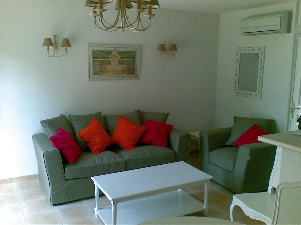 Lagrange Vacances Les Bastides Des Chaumettes Montauroux Habitación foto